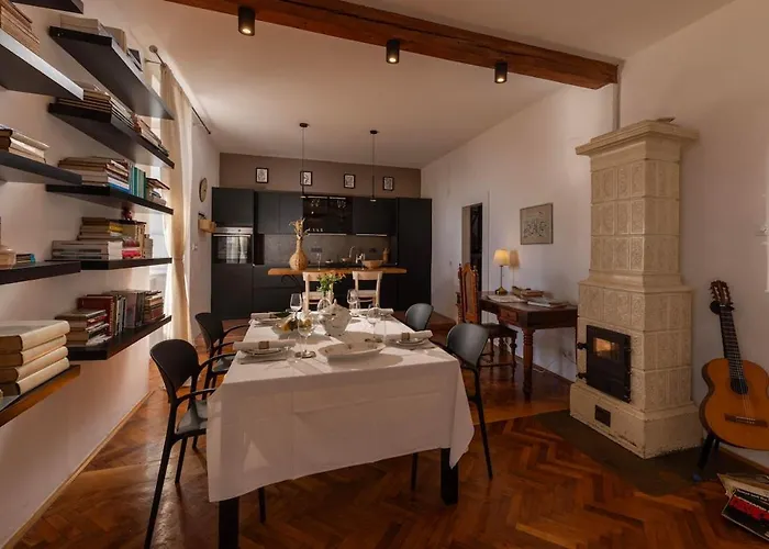 Apartmán Ivo's Garden Prostran Stan U Blizini Starog Grada