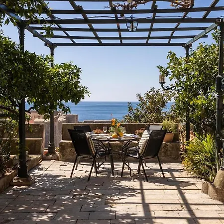 Ivo's Garden Prostran Stan U Blizini Starog Grada * Ragusa